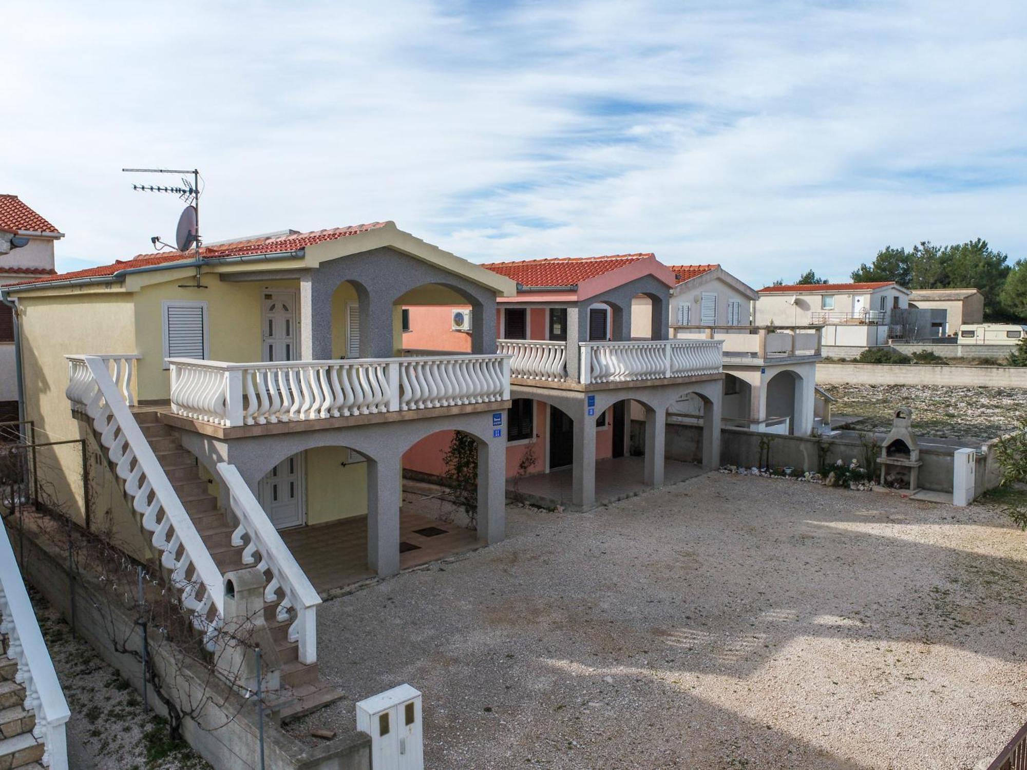 Pahert Beach Apartment Vir Zewnętrze zdjęcie