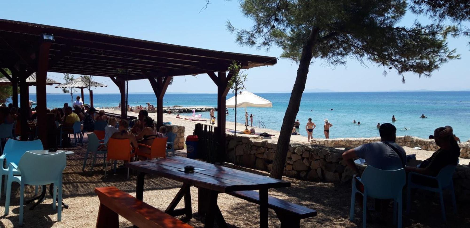 Pahert Beach Apartment Vir Zewnętrze zdjęcie